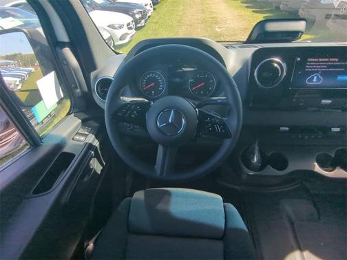 2025 Mercedes-Benz Sprinter 2500 Standard Roof