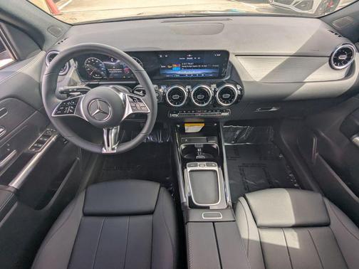 2026 Mercedes-Benz GLA 250 Base 4MATIC