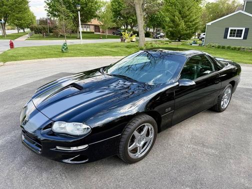 Onyx Black 2000 Chevrolet Camaro Z28