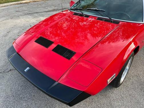 1974 DeTomaso Pantera