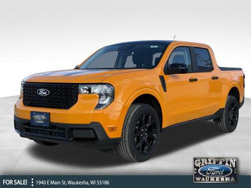 Orange Fury Metallic Tri-Coat 2026 Ford Maverick XLT