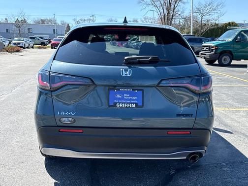 Urban Gray Pearl 2024 Honda HR-V AWD Sport