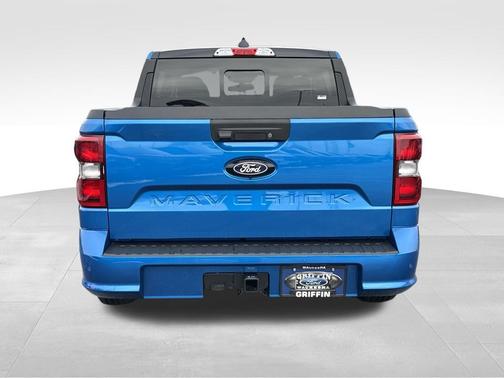 Velocity Blue 2026 Ford Maverick Lobo