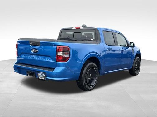 Velocity Blue 2026 Ford Maverick Lobo