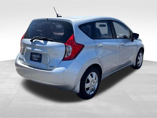 Brilliant Silver Metallic 2016 Nissan Versa Note SV
