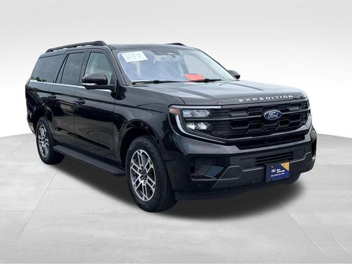Agate Black Metallic 2025 Ford Expedition Max Active 4x4