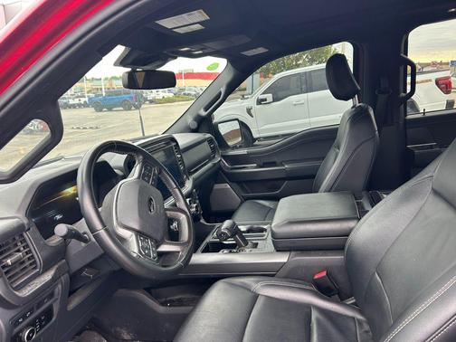Rapid Red Metallic Tinted Clearcoat 2024 Ford F-150 XLT