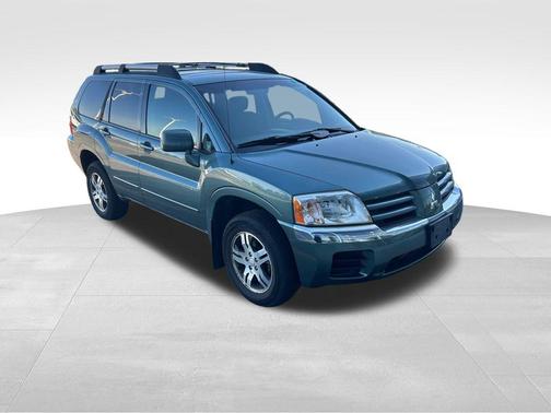 Green 2004 Mitsubishi Endeavor XLS