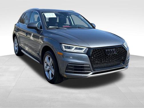 Monsoon Gray Metallic 2018 Audi Q5 2.0T Tech Premium