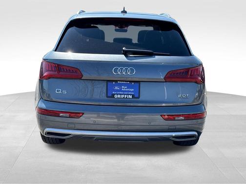 Monsoon Gray Metallic 2018 Audi Q5 2.0T Tech Premium