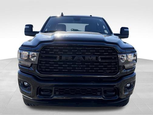 2023 RAM 2500 Big Horn Crew Cab 4x4 6'4' Box