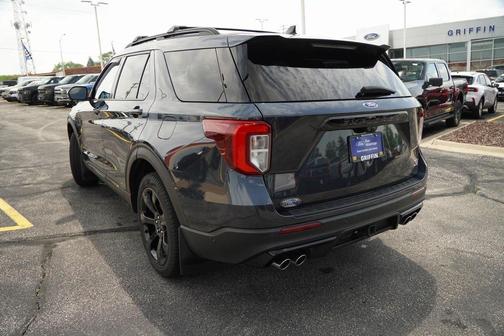 2022 Ford Explorer ST
