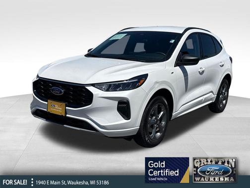 Star White Metallic Tri-Coat 2024 Ford Escape ST-Line