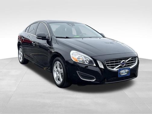 2013 Volvo S60 T5 Premier