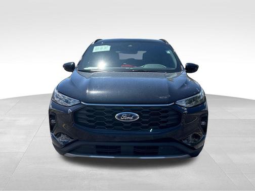 Agate Black Metallic 2025 Ford Escape ST-Line Select