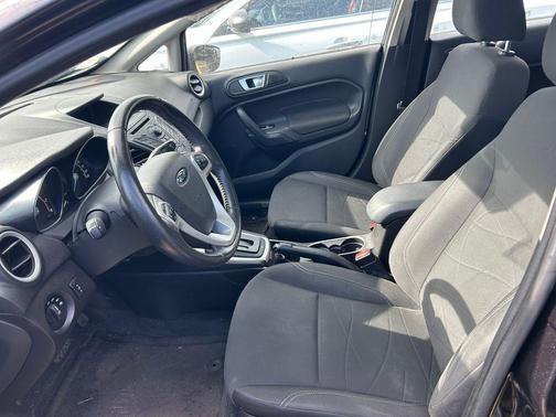 Tuxedo Black 2015 Ford Fiesta SE