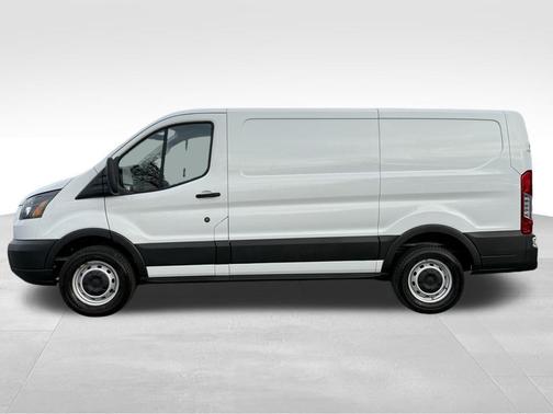 2019 Ford Transit-250 130 WB LOW ROOF CARGO