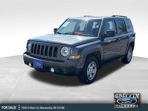 Granite Crystal Metallic Clearcoat 2017 Jeep Patriot Sport