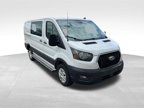 OXFORD WHITE 2024 Ford Transit-250 Base