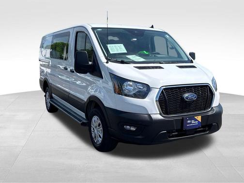 OXFORD WHITE 2024 Ford Transit-250 Base