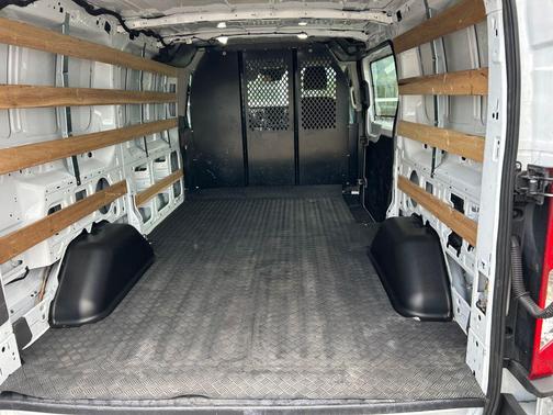 OXFORD WHITE 2024 Ford Transit-250 Base