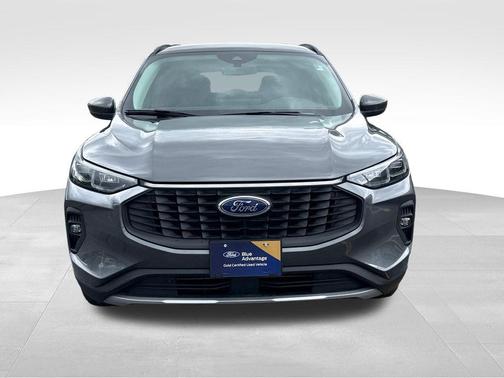 Carbonized Gray Metallic 2025 Ford Escape Platinum