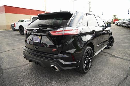 2022 Ford Edge ST