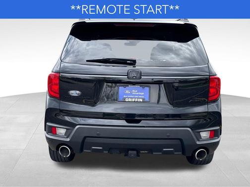 Crystal Black Pearl 2022 Honda Passport AWD Elite