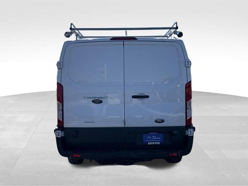 2017 Ford Transit-250 148 WB LOW ROOF CARGO