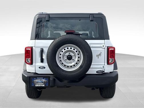 OXFORD WHITE 2026 Ford Bronco Base