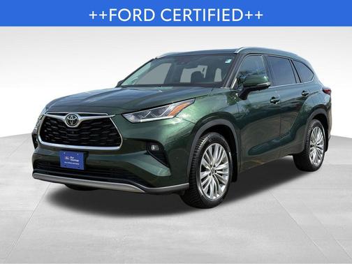 Cypress 2023 Toyota Highlander Platinum
