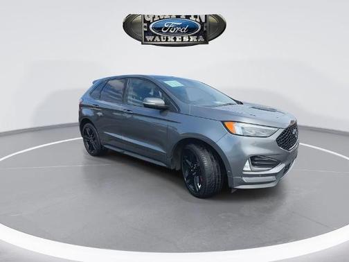 2022 Ford Edge ST