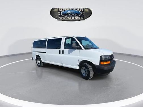 2022 Chevrolet Express 3500 LS