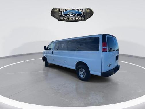 2022 Chevrolet Express 3500 LS