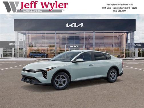 2025 Kia K4 LXS