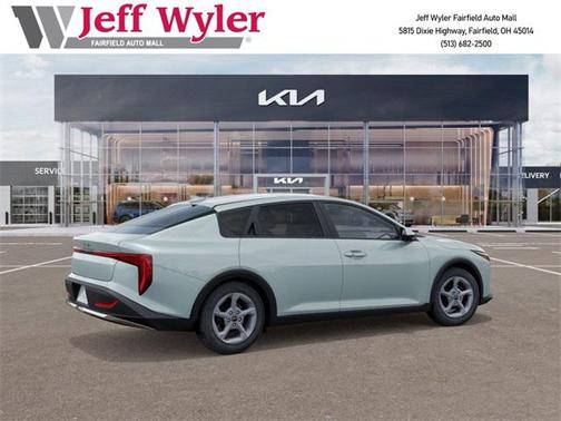 2025 Kia K4 LXS