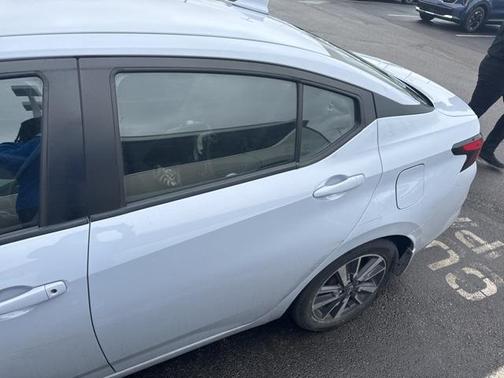 2023 Nissan Versa 1.6 SV