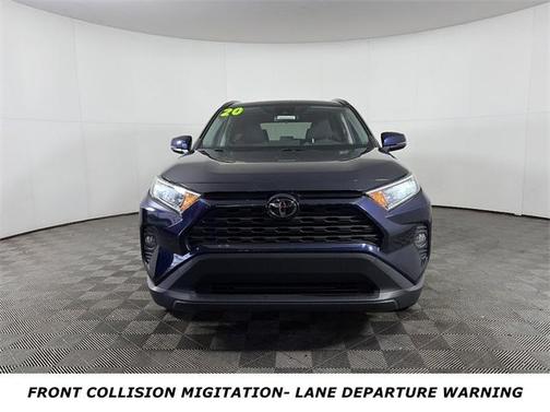 2020 Toyota RAV4 XLE
