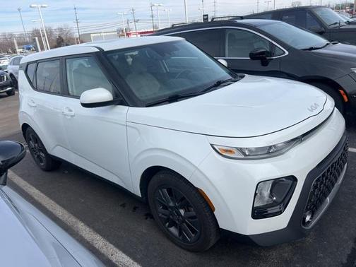 2022 Kia Soul EX