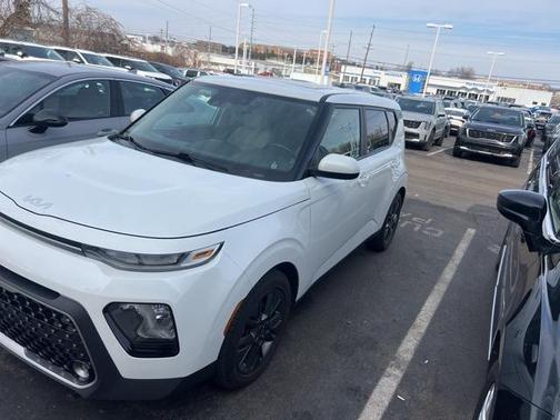 2022 Kia Soul EX