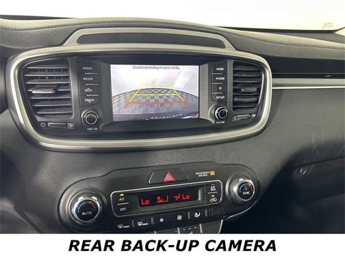 2019 Kia Sorento S