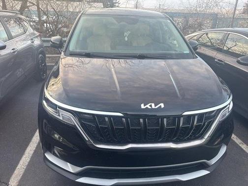 2024 Kia Carnival LX