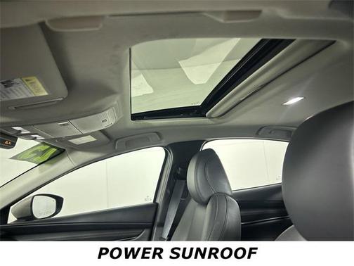 2025 Mazda Mazda3 FWD w/Preferred Package