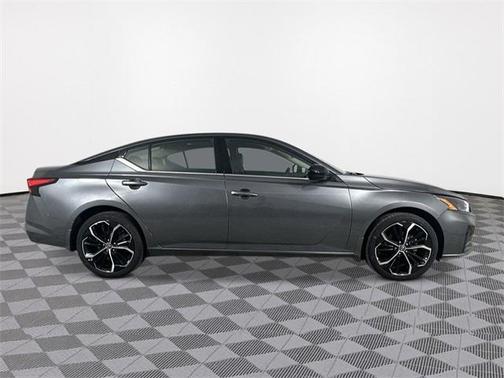 2025 Nissan Altima SR AWD