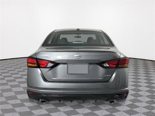 2025 Nissan Altima SR AWD