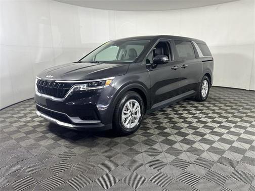2022 Kia Carnival LXS