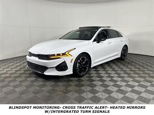 2022 Kia K5 GT-Line