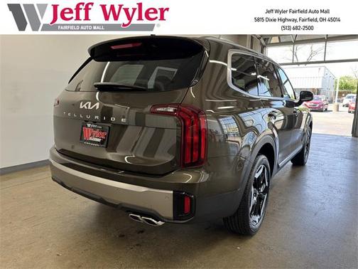 2025 Kia Telluride S