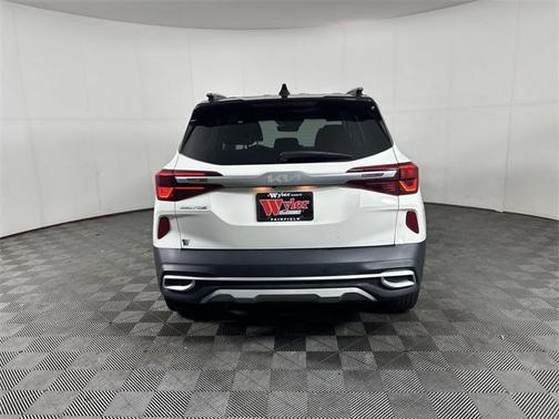 2023 Kia Seltos S