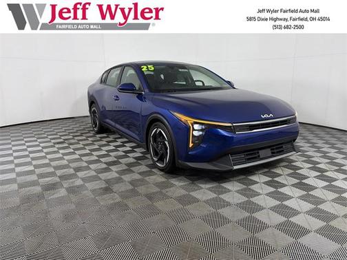 2025 Kia K4 EX
